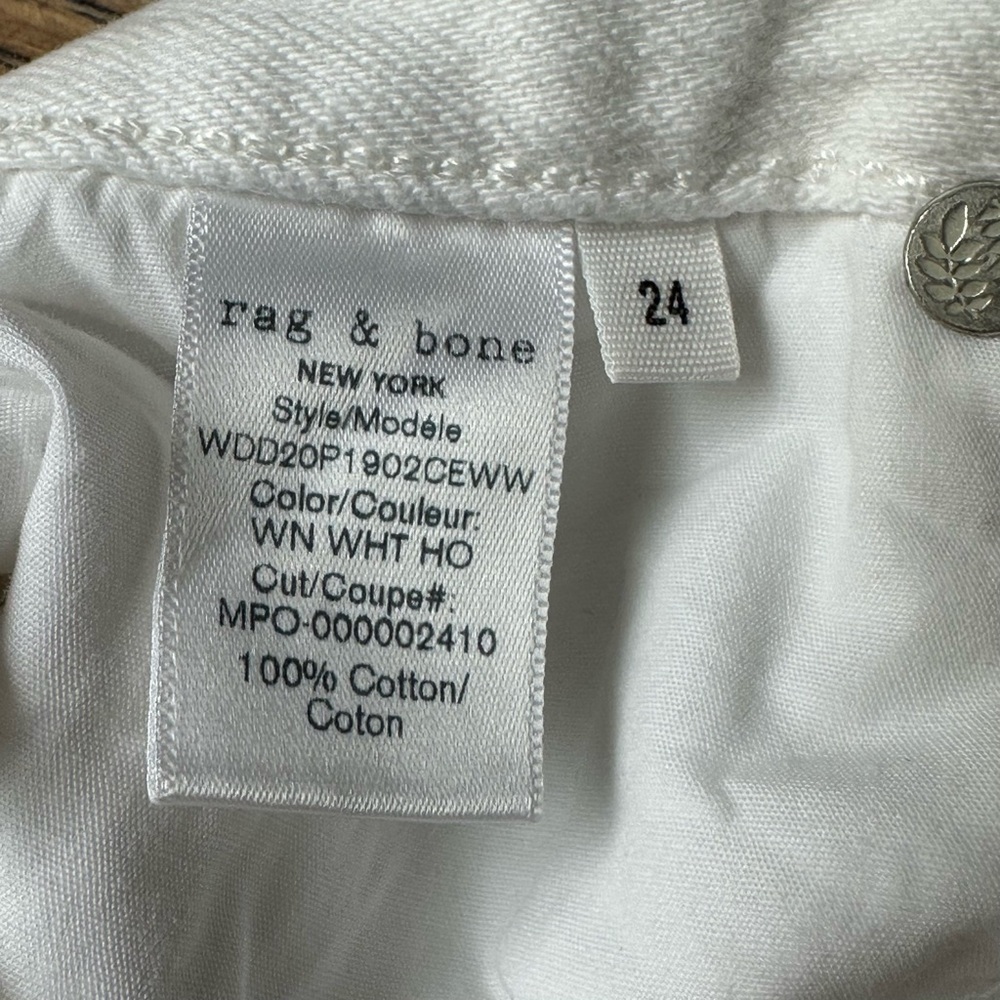 NWT rag & bone Maya White Denim Shorts Size 24 High Rise Distressed Raw Hem - Picture 7 of 15